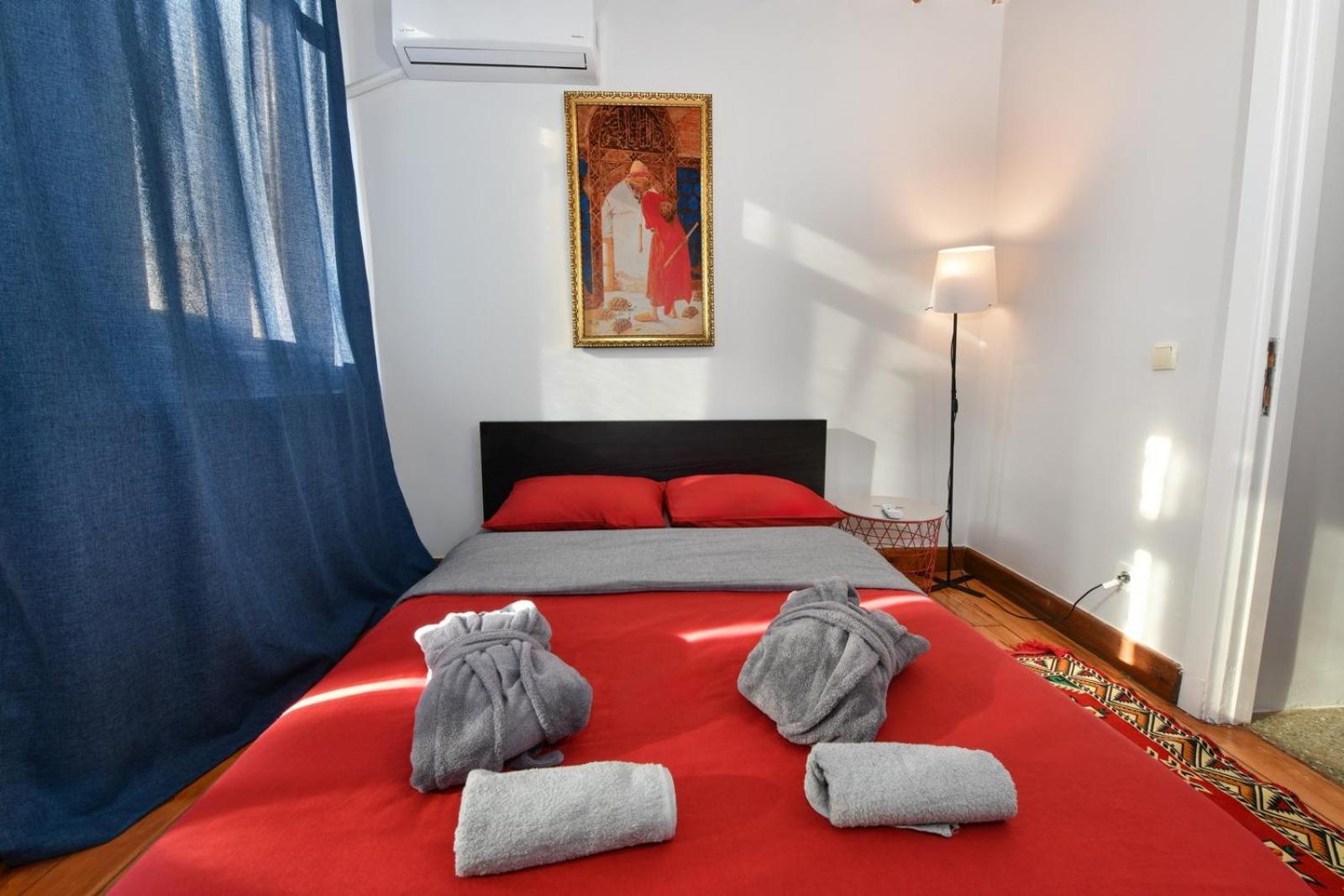 Galata Tower Is Almost In Your Bedroom And In The Balconies Rooftop Terrace With Golden Horn View Apartment
