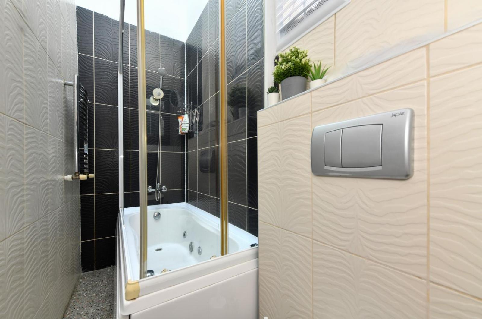 Galata Tower Is Almost In Your Bedroom And In The Balconies Rooftop Terrace With Golden Horn View Istanbul