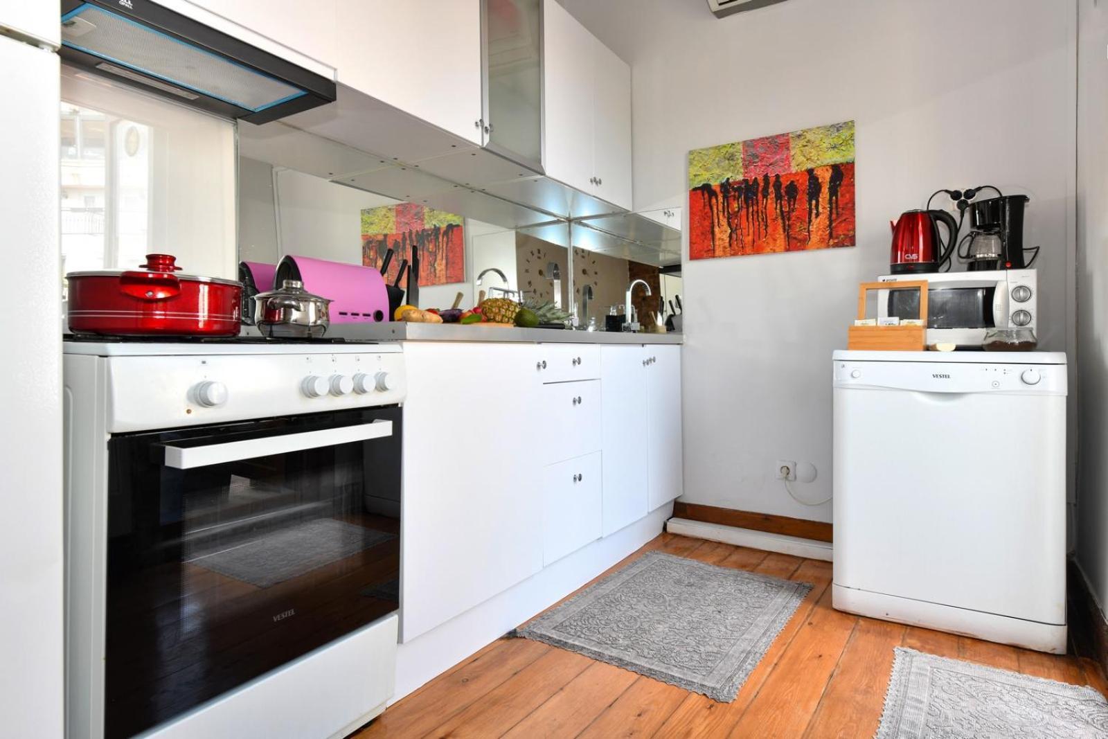 Galata Tower Is Almost In Your Bedroom And In The Balconies Rooftop Terrace With Golden Horn View * Istanbul