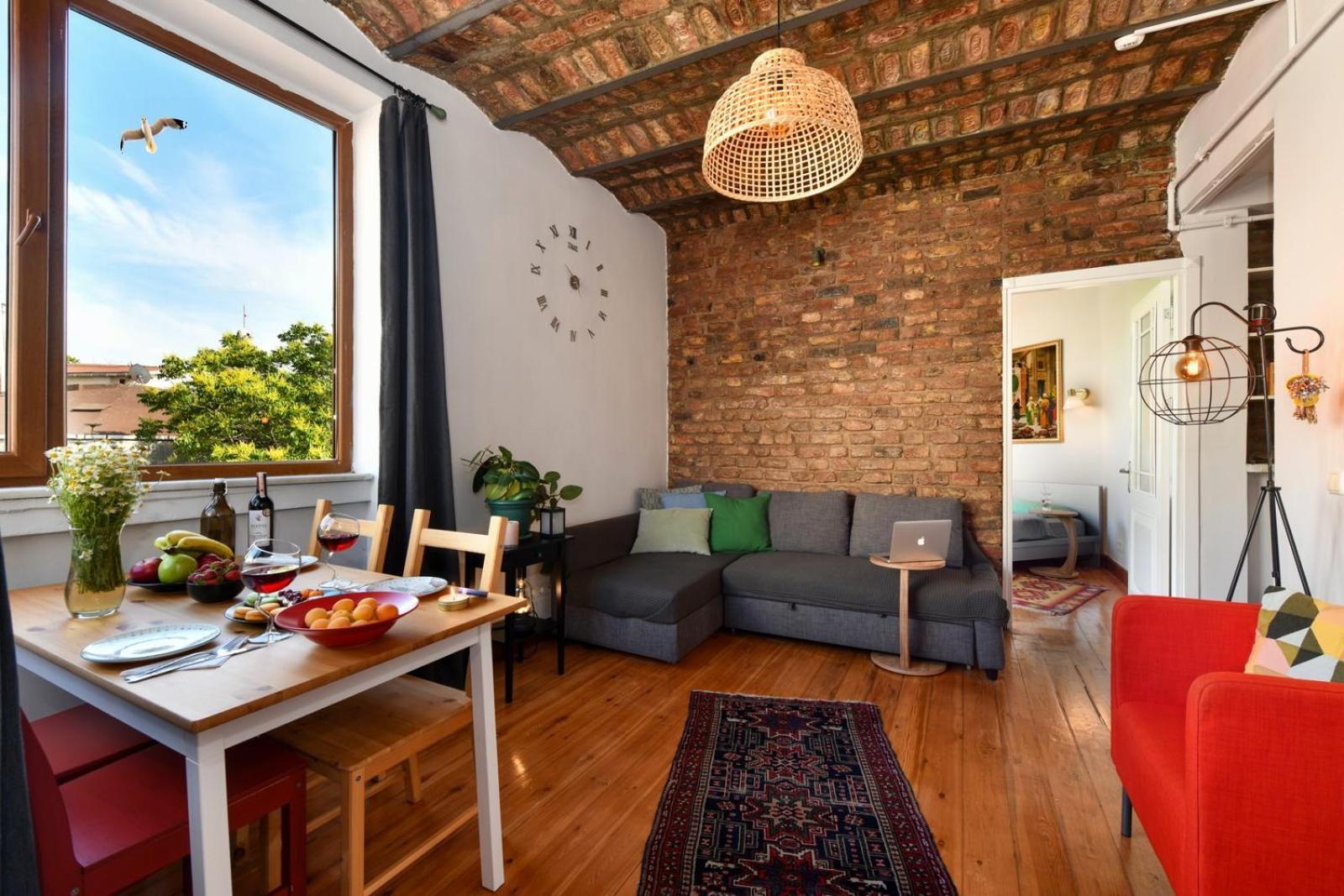 Galata Tower Is Almost In Your Bedroom And In The Balconies Rooftop Terrace With Golden Horn View Apartment