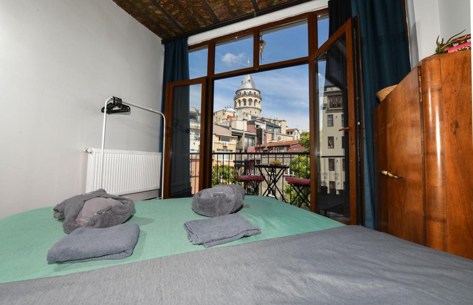 Apartment Galata Tower Is Almost In Your Bedroom And In The Balconies Rooftop Terrace With Golden Horn View *