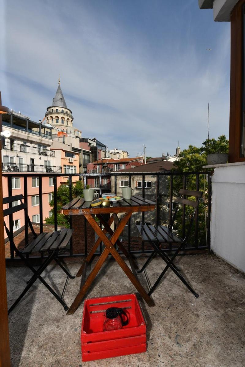 Galata Tower Is Almost In Your Bedroom And In The Balconies Rooftop Terrace With Golden Horn View Istanbul