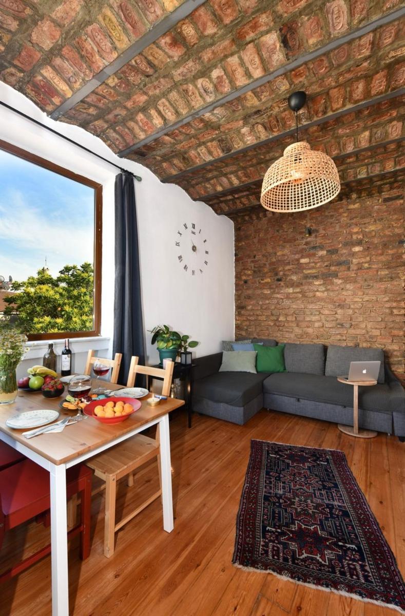 Galata Tower Is Almost In Your Bedroom And In The Balconies Rooftop Terrace With Golden Horn View Daire