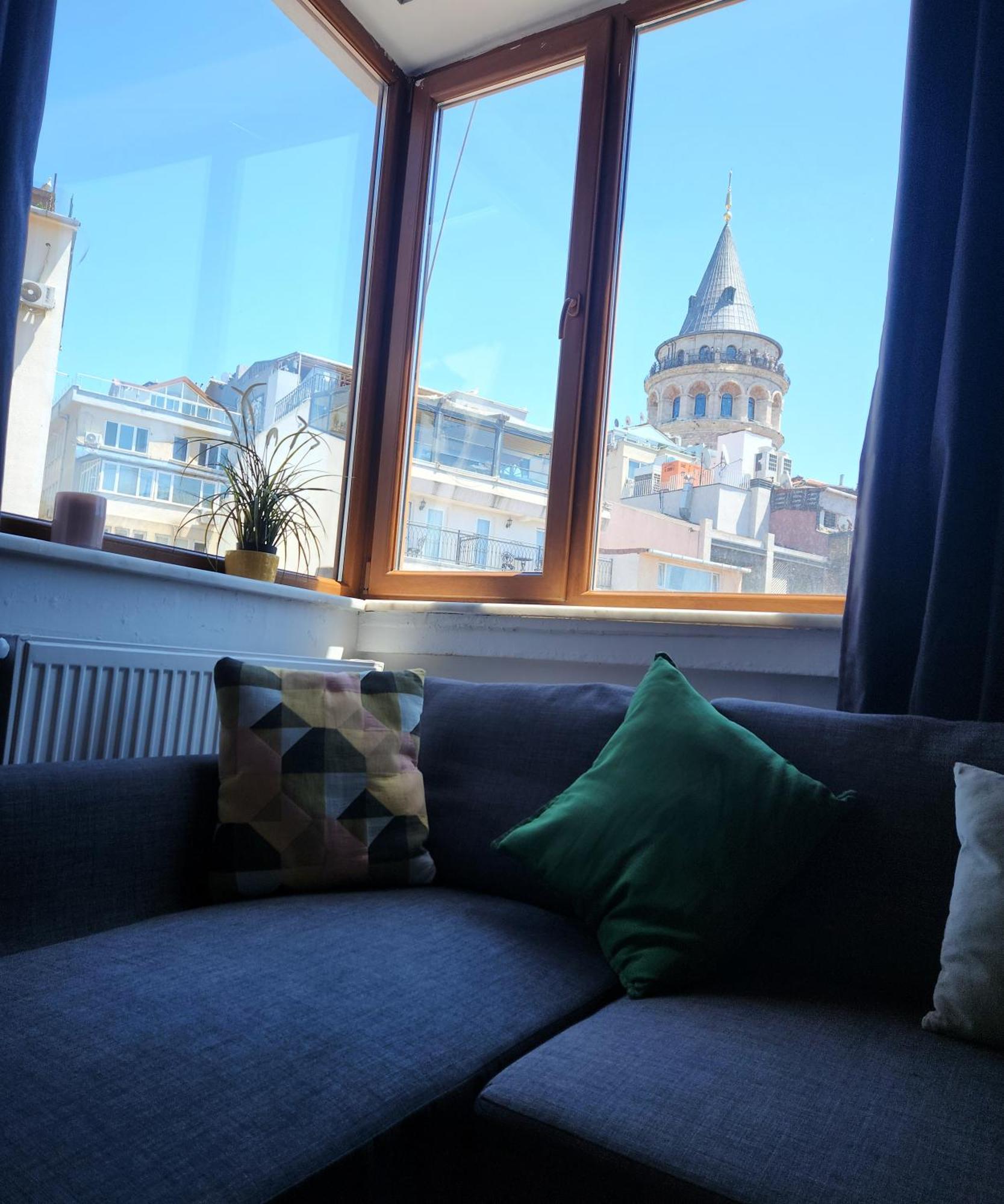 Apartment Galata Tower Is Almost In Your Bedroom And In The Balconies Rooftop Terrace With Golden Horn View